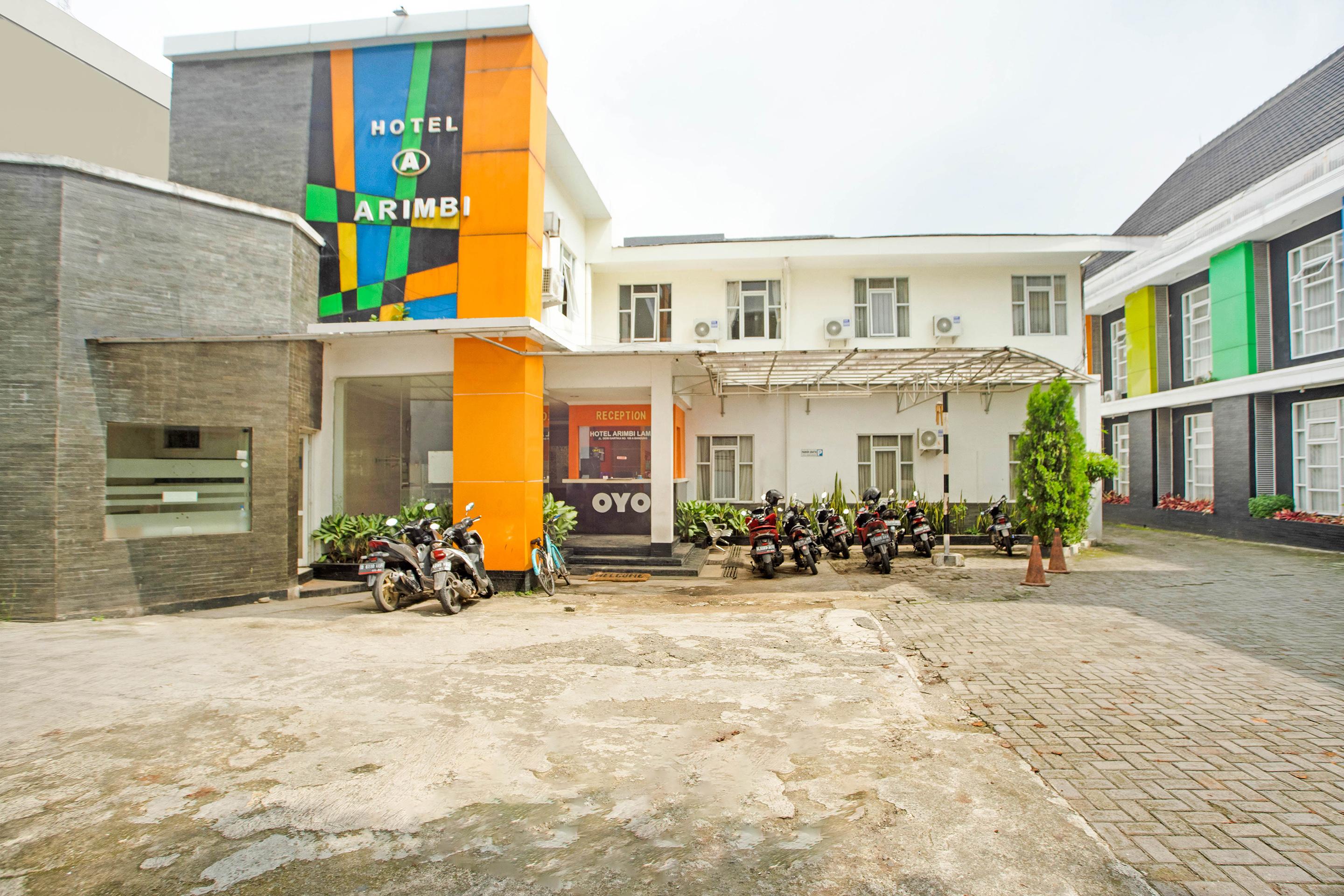 Reddoorz @ Hotel Arimbi Dewi Sartika Baru Bandung Kültér fotó