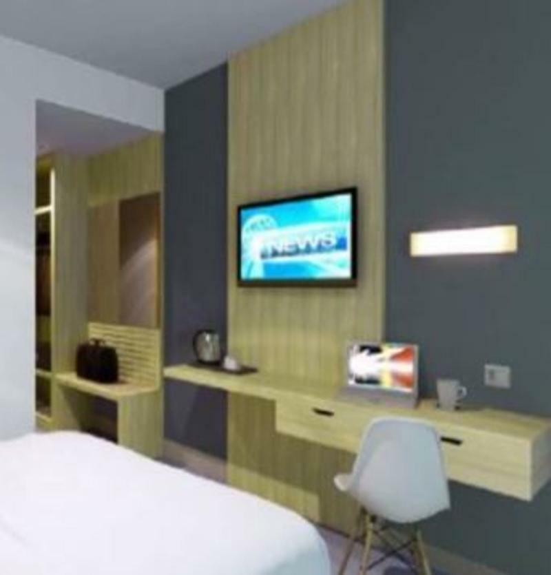 Reddoorz @ Hotel Arimbi Dewi Sartika Baru Bandung Kültér fotó