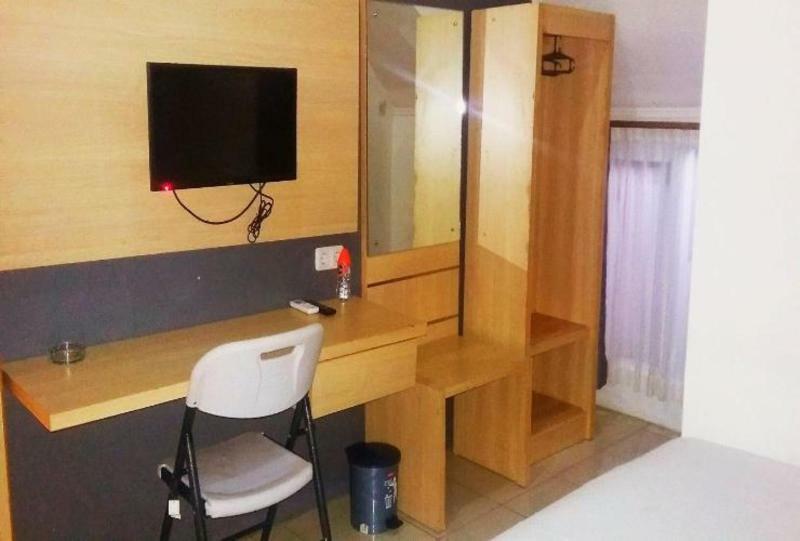 Reddoorz @ Hotel Arimbi Dewi Sartika Baru Bandung Kültér fotó